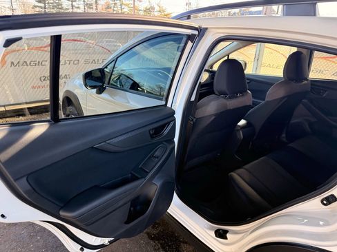 Used 2023 Subaru Crosstrek 2.0i image 17