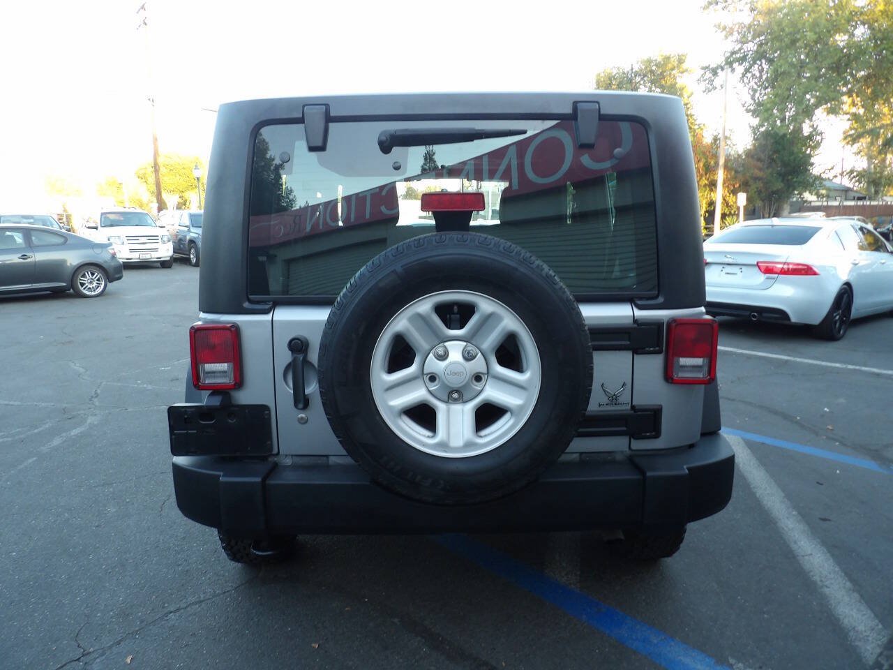 Used 2013 Jeep Wrangler Sport w/ Connectivity Group AWD/4WD image 9
