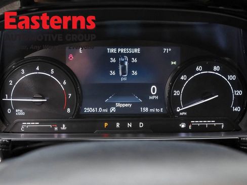 Used 2022 Lincoln Corsair AWD w/ Equipment Group 101A image 18