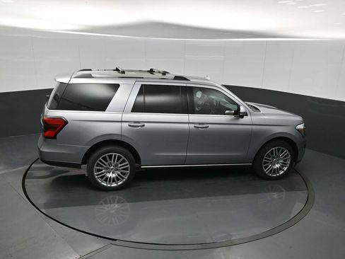 Used 2023 Ford Expedition Limited AWD/4WD image 30