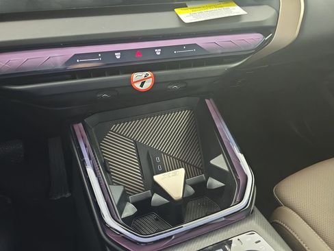 Used 2025 BMW X3 xDrive30i w/ Premium Package image 26