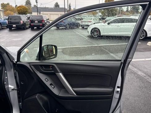 Used 2016 Subaru Forester 2.5i Premium w/ Popular Package #2 image 17