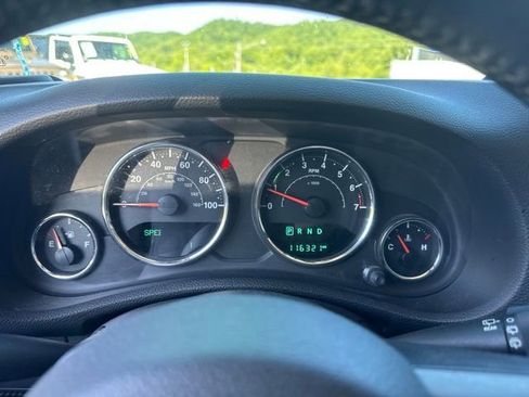 Used 2017 Jeep Wrangler Unlimited Sport AWD/4WD image 15
