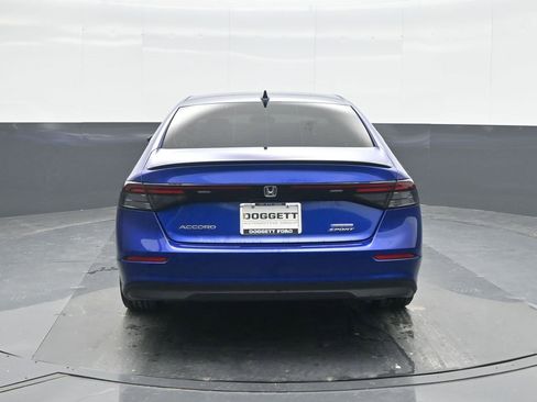 Used 2024 Honda Accord Sport image 17