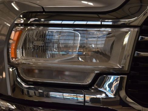 Used 2022 RAM 3500 Lone Star w/ Level C Equiment Group image 10