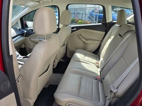 Used 2013 Ford C-MAX SEL image 10