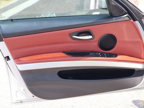 Used 2011 BMW 328i Sedan RWD image 7