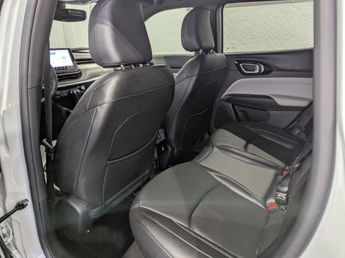 Used 2025 Jeep Compass Limited w/ Elite Group image 11