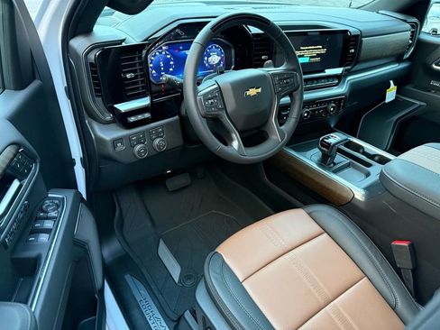New 2026 Chevrolet Silverado 1500 High Country image 9