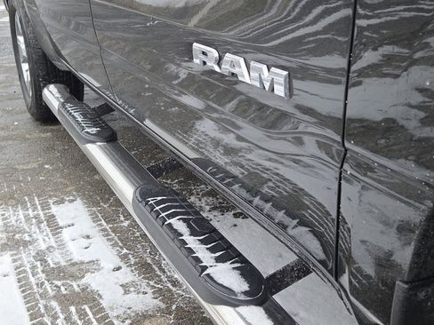 Used 2023 RAM 1500 Big Horn image 9
