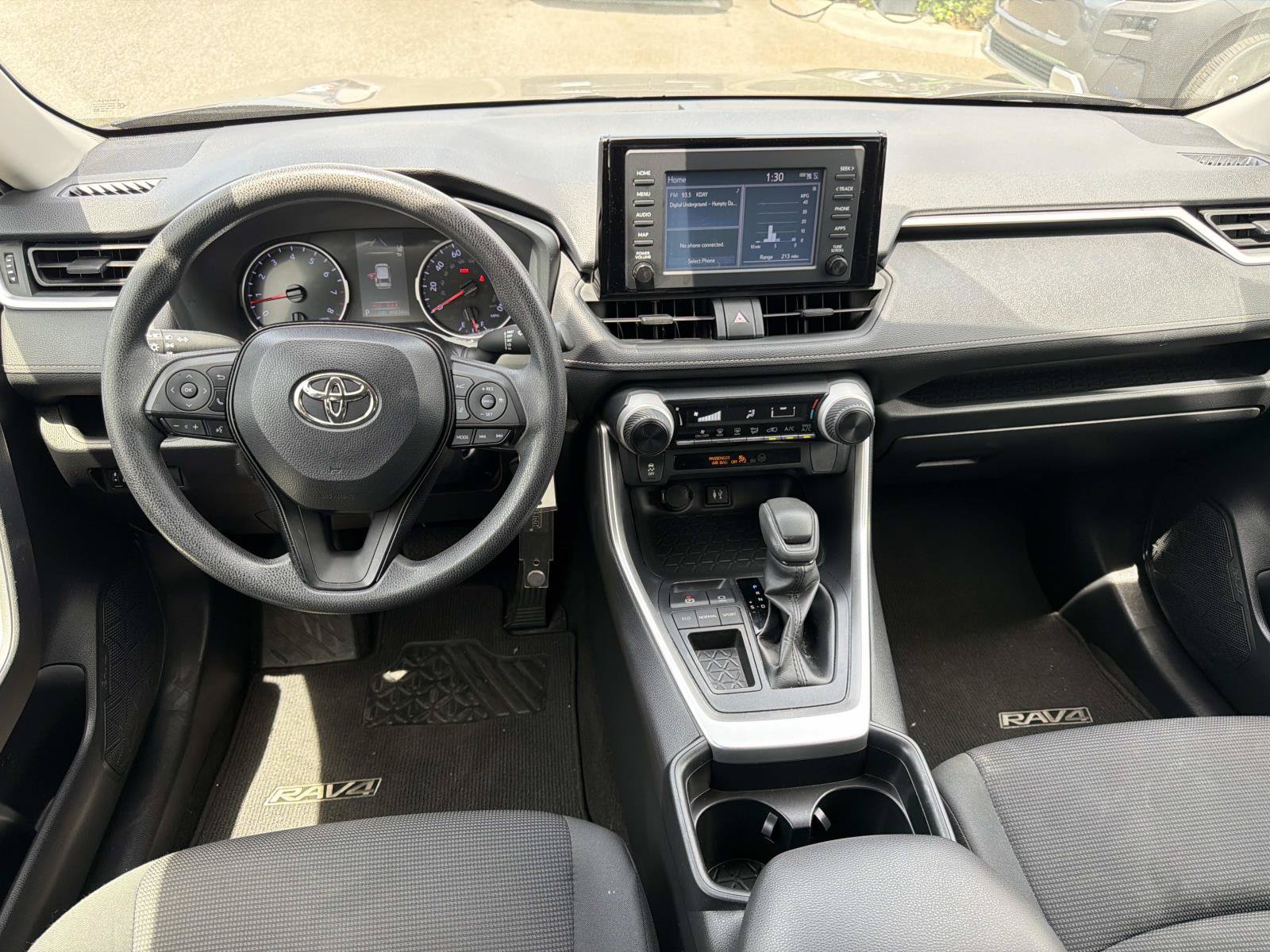 Used 2019 Toyota RAV4 LE w/ Carpet Mat Package FWD image 8