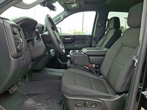 Used 2026 Chevrolet Silverado 1500 Custom Trail Boss w/ LPO, Dark Essentials Package image 13