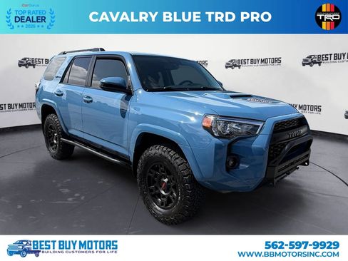 Used 2018 Toyota 4Runner 4WD image 1
