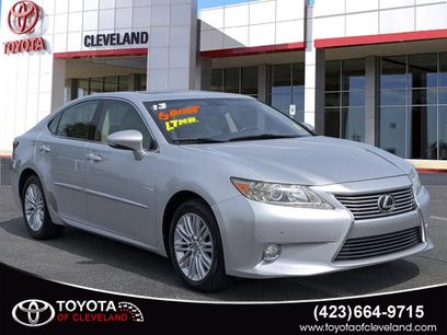 Used 2013 Lexus ES 350 w/ Luxury Pkg