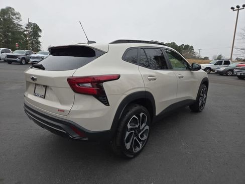 New 2026 Chevrolet Trax RS w/ Driver Confidence Package image 7