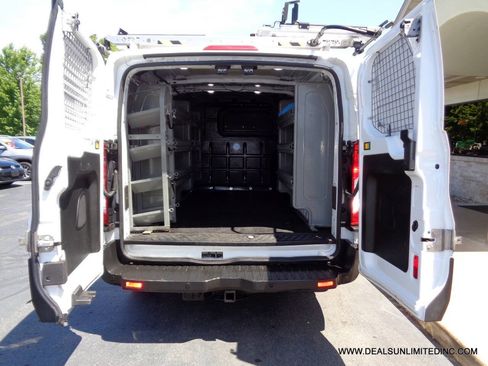Used 2019 Ford Transit 250 130 Low Roof RWD image 24