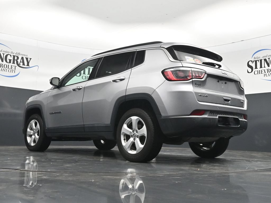 Used 2020 Jeep Compass Latitude w/ Popular Equipment Group AWD/4WD image 30