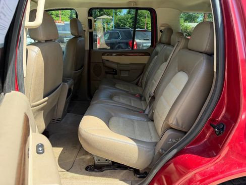 Used 2005 Ford Explorer Eddie Bauer AWD/4WD image 12