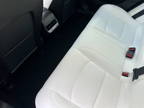 Used 2020 Tesla Model 3 RWD image 12