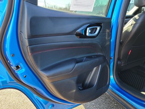 Used 2024 Jeep Compass Trailhawk w/ Trailhawk Elite Group image 18