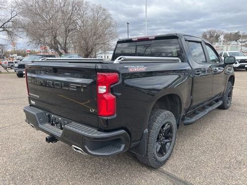 Used 2022 Chevrolet Silverado 1500 LT Trail Boss w/ LT Trail Boss Premium Package AWD/4WD image 8
