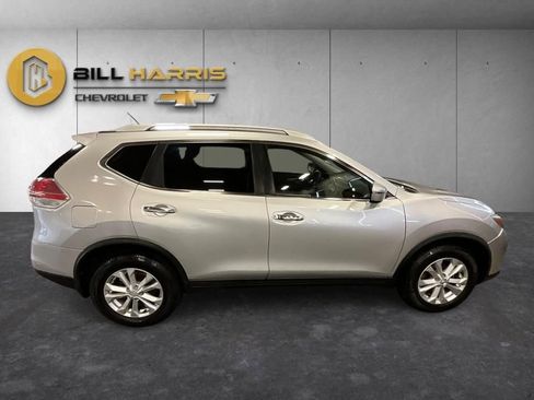 Used 2016 Nissan Rogue SV AWD/4WD image 9