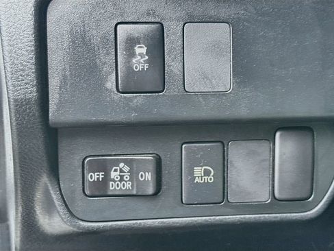 Used 2021 Toyota Tacoma SR w/ SX Package AWD/4WD image 11