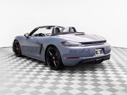 Used 2018 Porsche 718 Boxster GTS image 3