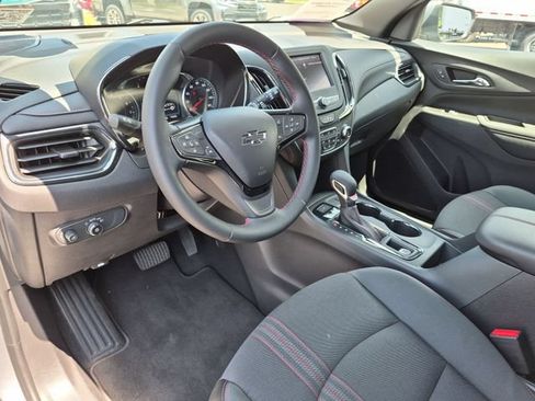 Used 2024 Chevrolet Equinox RS AWD/4WD image 12