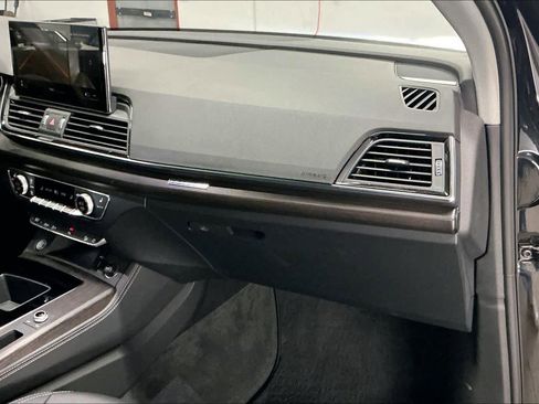 Certified 2023 Audi Q5 2.0T Premium Plus w/ Premium Plus Package image 18