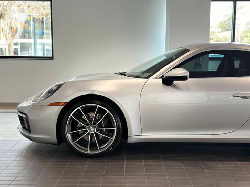 Certified 2024 Porsche 911 Carrera image 11