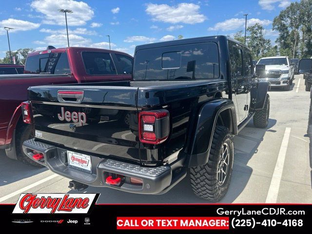 Used 2025 Jeep Gladiator Rubicon AWD/4WD image 4