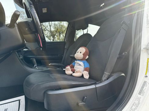 Used 2012 Chrysler 200 Touring image 15