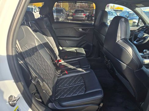 Used 2025 Audi SQ7 Premium Plus image 13