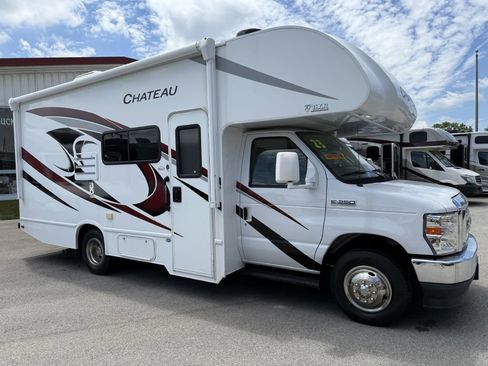 Used 2023 Ford E-350 and Econoline 350 Super Duty w/ Motorhome Prep Package image 33