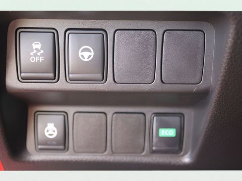 Used 2019 Nissan Rogue Sport SV w/ Technology Package image 32