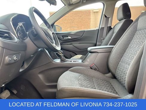 Certified 2024 Chevrolet Equinox LT FWD image 18