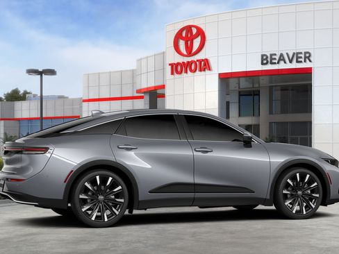 New 2026 Toyota Crown Platinum AWD/4WD image 33