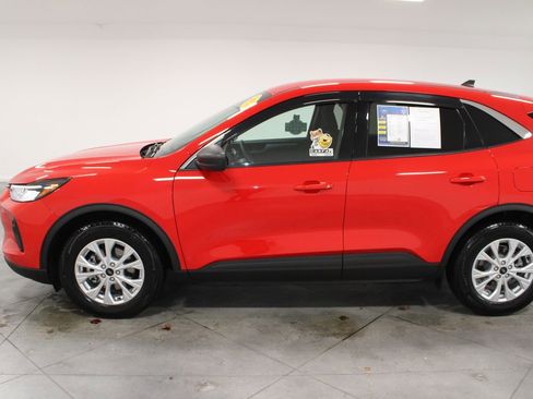 Used 2024 Ford Escape Active image 6