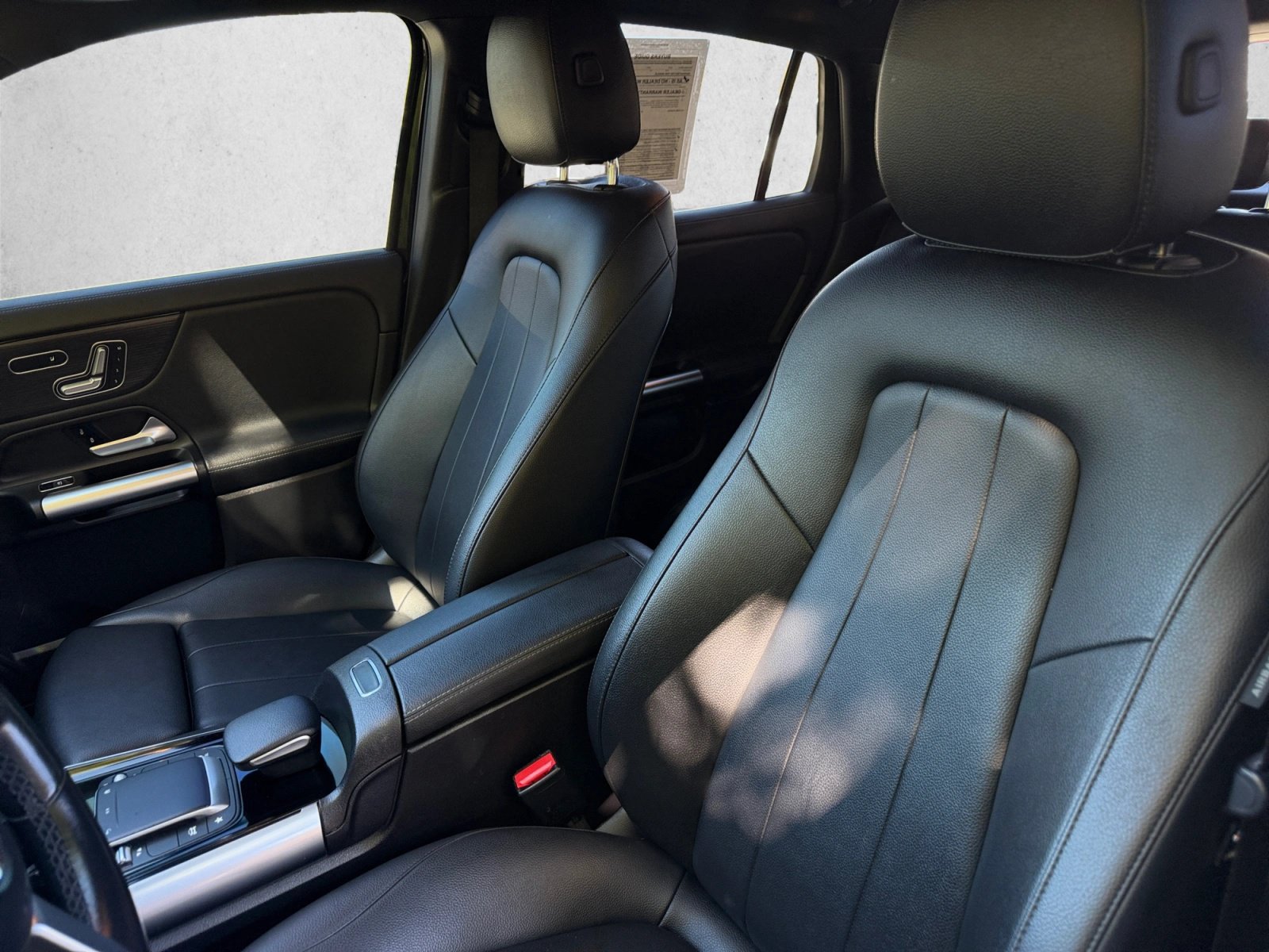 Certified 2021 Mercedes-Benz GLA 250 4MATIC image 11