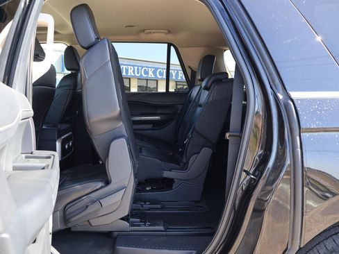 Used 2024 Ford Expedition Max XLT RWD image 40