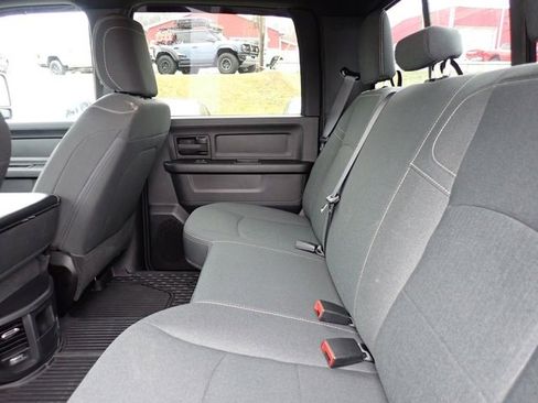 Used 2024 RAM 2500 Tradesman w/ Chrome Appearance Group image 16