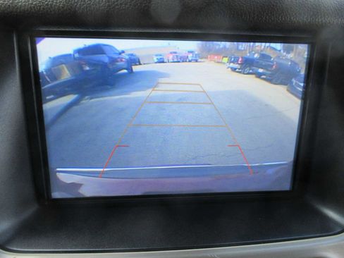 Used 2020 GMC Yukon Denali w/ Open Road Package image 33