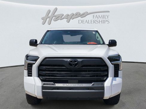 Used 2024 Toyota Tundra SR5 w/ SR5 Convenience Package AWD/4WD image 12