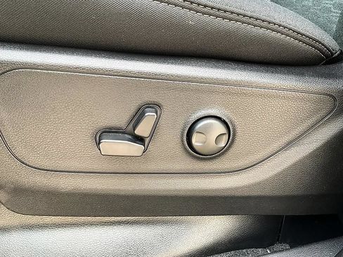 New 2026 RAM 1500 Big Horn w/ Night Edition AWD/4WD image 15