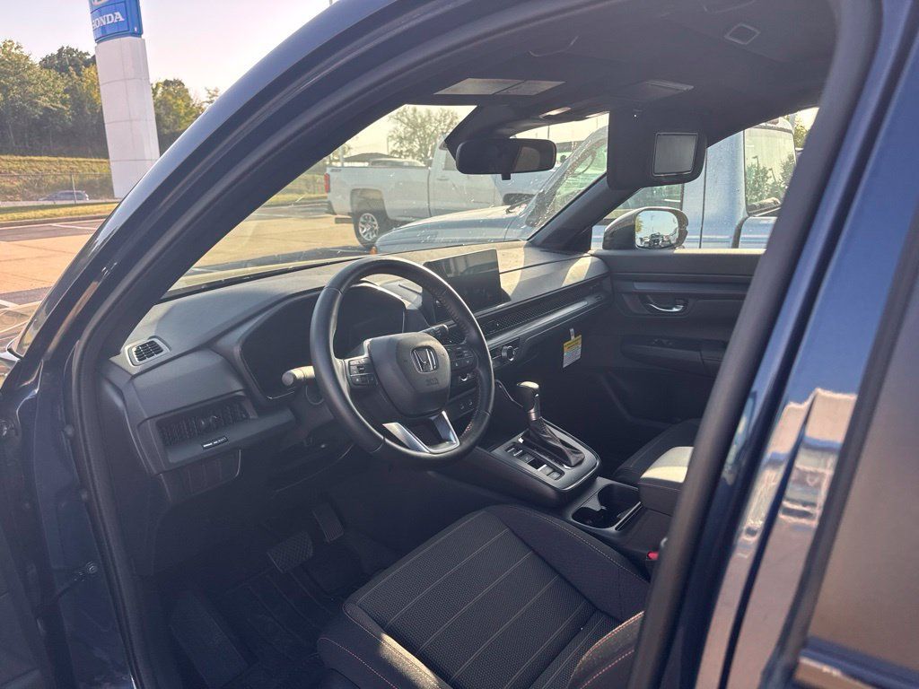 Used 2026 Honda CR-V Sport image 5
