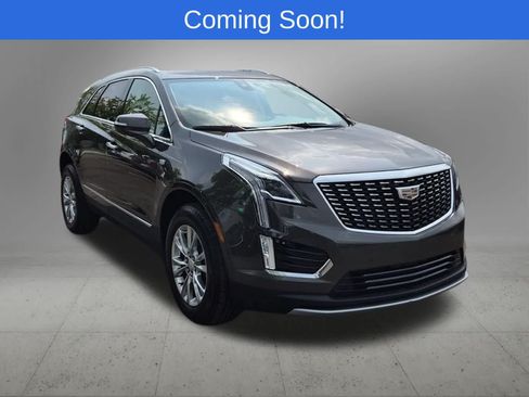 Used 2020 Cadillac XT5 Premium Luxury w/ LPO, Floor Liner Package FWD image 8