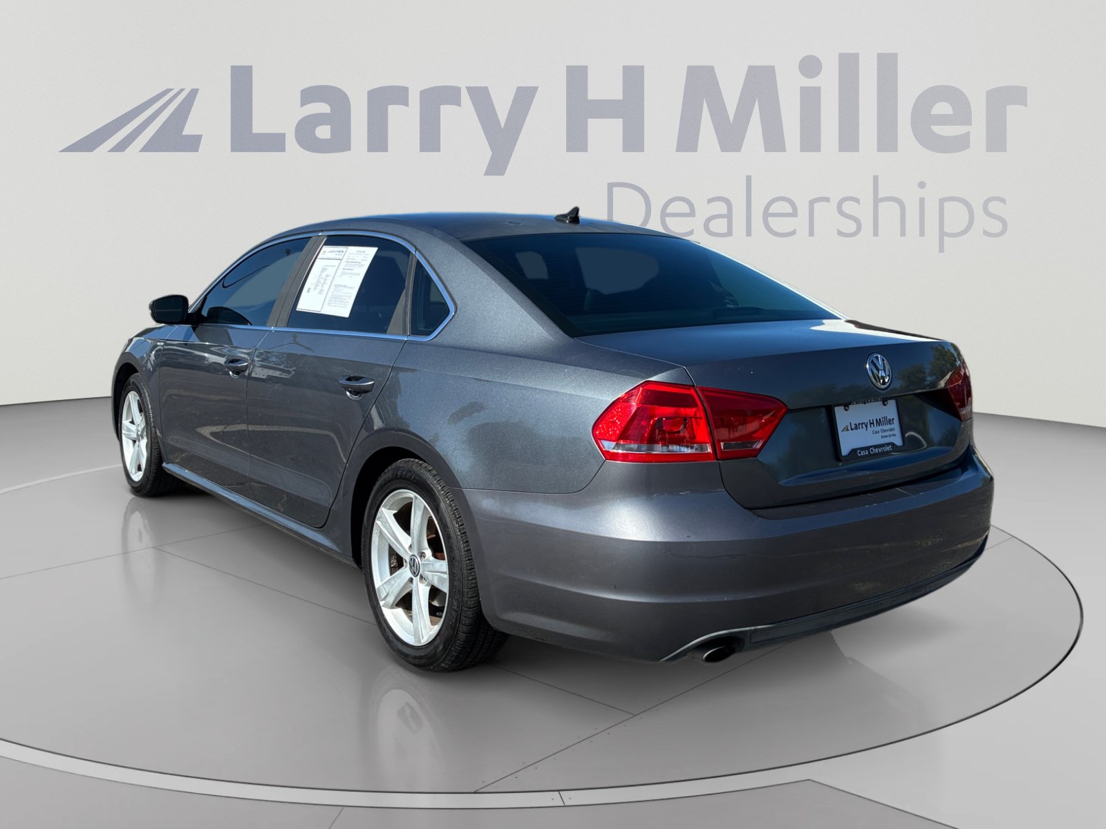 Used 2014 Volkswagen Passat 1.8T Wolfsburg Edition FWD image 3