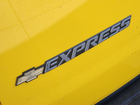 New 2025 Chevrolet Express 2500 image 8