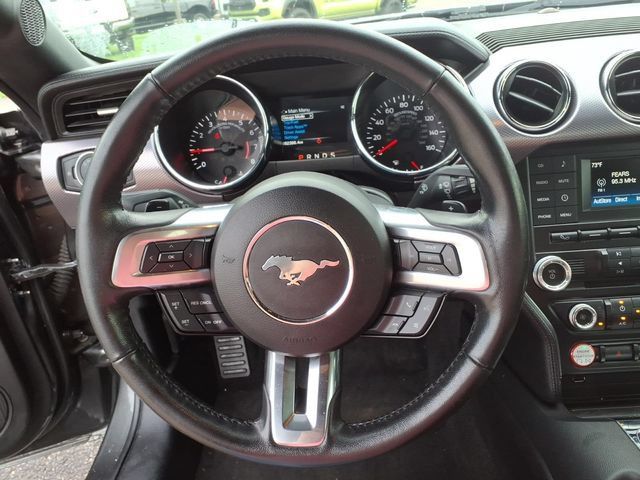 Used 2017 Ford Mustang Coupe RWD image 18